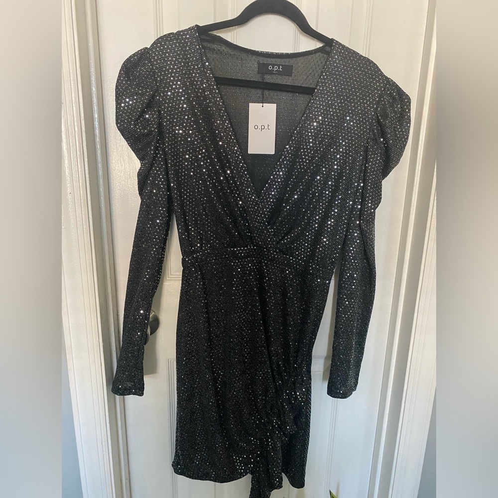 Sequence black cocktail dress 🖤